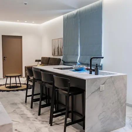 Luxurious 2bed Larnaka