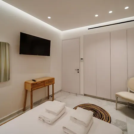 Luxurious 2bed * لارنكا