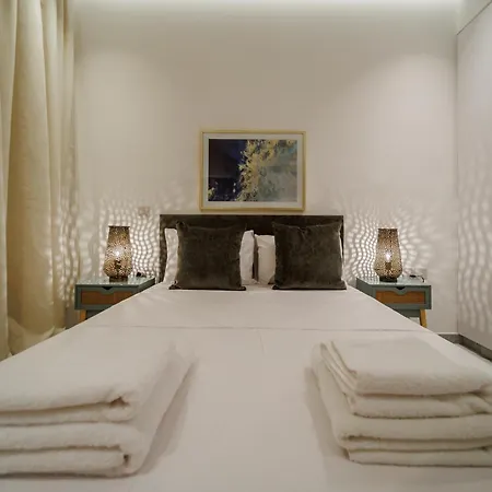 Luxurious 2bed Apartment *